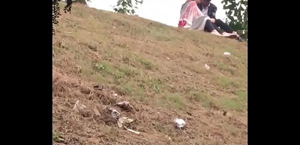  Indian lover kissing in park part 3